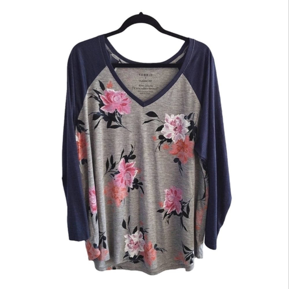 Torrid Navy & Gray Floral Ragland Top Sz 3